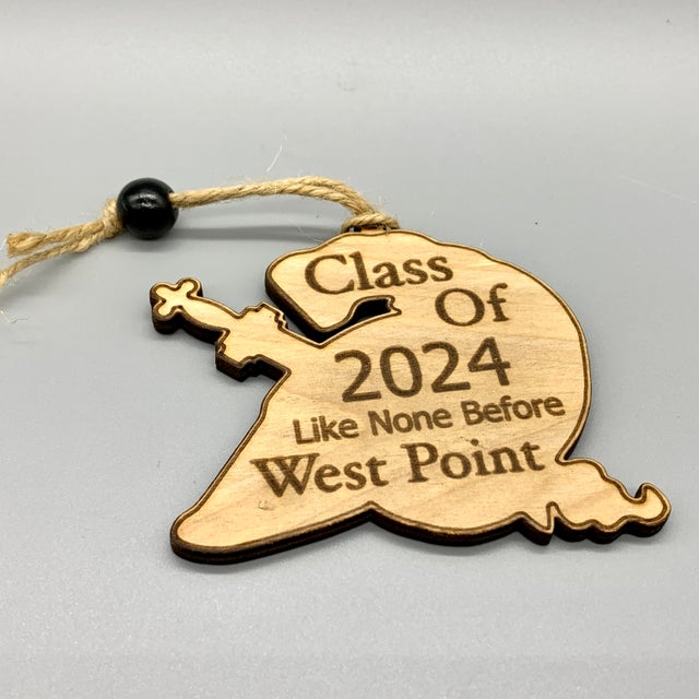 Class of 2024 Senior Graduation Pin